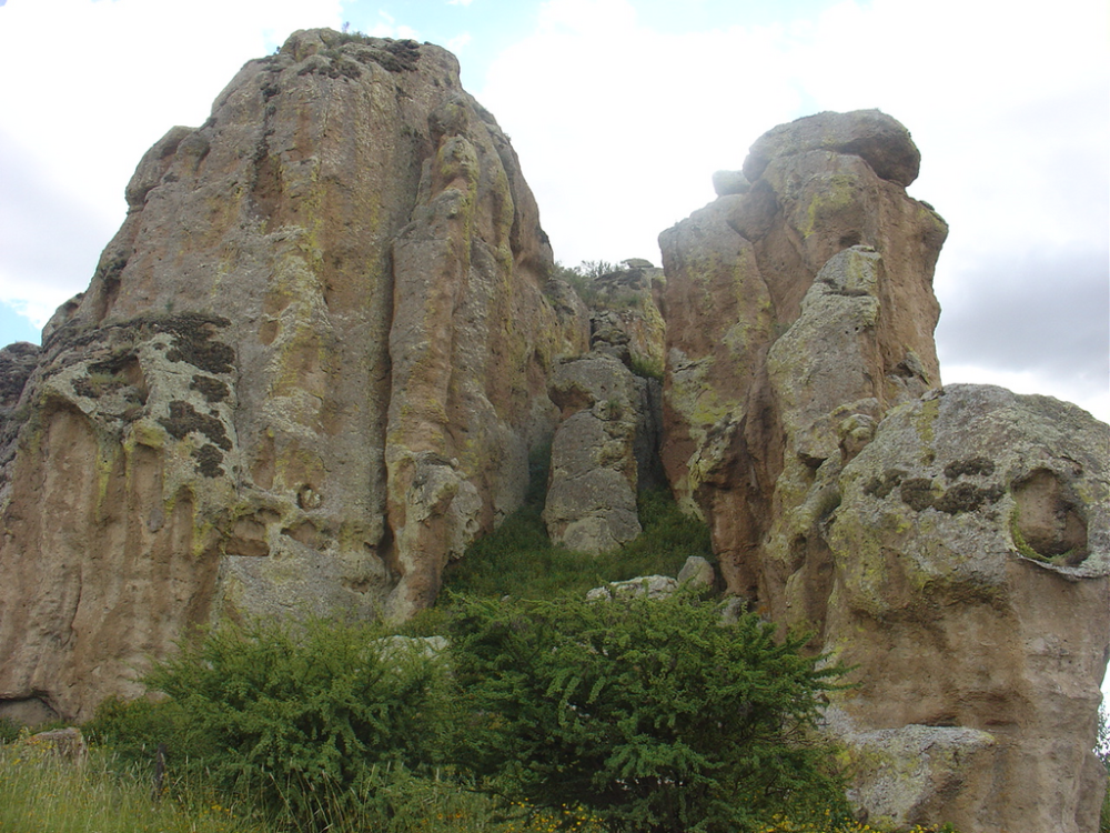 Las grutas de Flores Magón